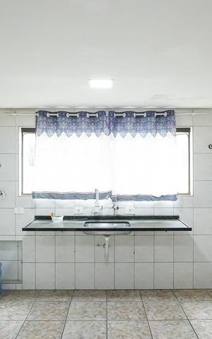 Casa à venda com 360m², 4 quartos e 6 vagasCozinha 1