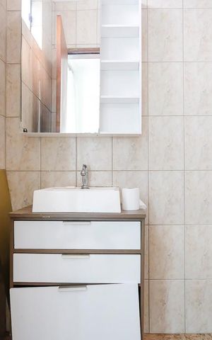 Casa à venda com 360m², 4 quartos e 6 vagasLavabo