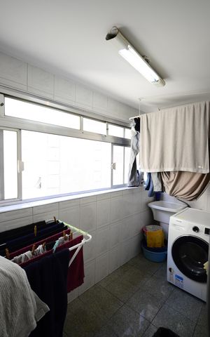 Apartamento à venda com 110m², 3 quartos e 1 vagaÁrea de Serviço
