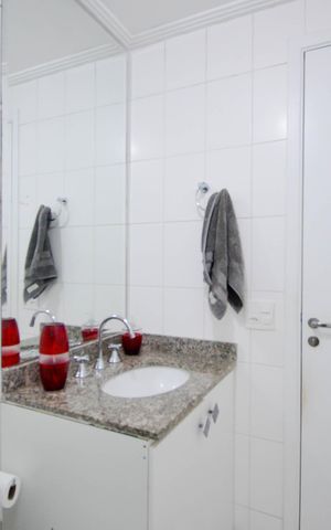 Apartamento para alugar com 75m², 2 quartos e 2 vagasBanheiro Social
