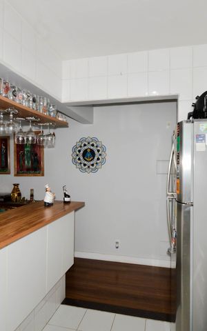 Apartamento para alugar com 75m², 2 quartos e 2 vagasCozinha
