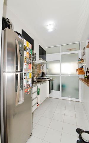 Apartamento para alugar com 75m², 2 quartos e 2 vagasCozinha