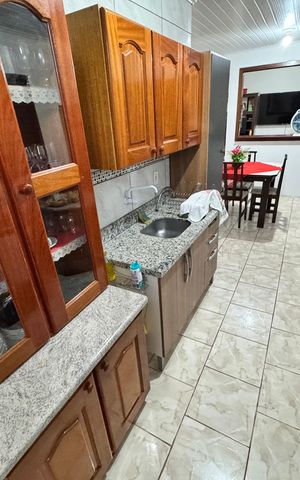 Casa à venda com 120m², 2 quartos e 2 vagas Casa à venda com 120m², 2 quartos e 2 vagasCozinha