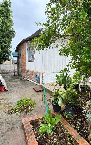 Casa à venda com 120m², 2 quartos e 2 vagas Casa à venda com 120m², 2 quartos e 2 vagasÁrea Externa