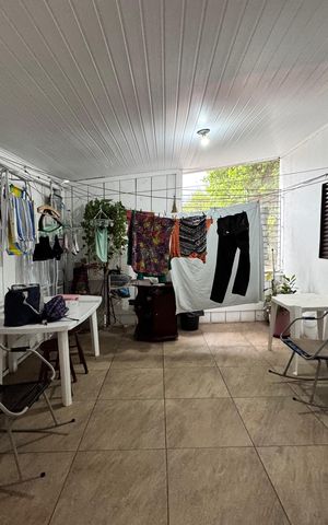 Casa à venda com 120m², 2 quartos e 2 vagas Casa à venda com 120m², 2 quartos e 2 vagasÁrea de Serviço