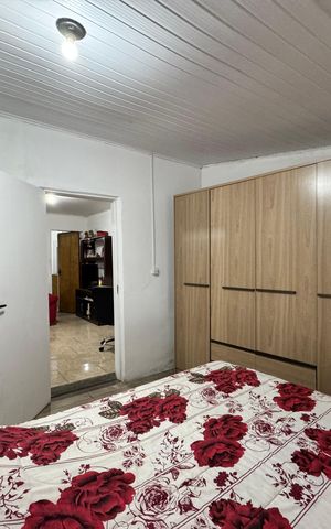 Casa à venda com 120m², 2 quartos e 2 vagas Casa à venda com 120m², 2 quartos e 2 vagasQuarto