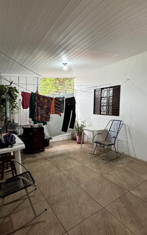 Casa à venda com 120m², 2 quartos e 2 vagas Casa à venda com 120m², 2 quartos e 2 vagasÁrea de Serviço