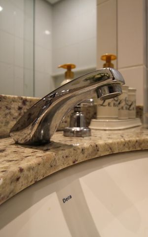 Apartamento à venda com 120m², 3 quartos e 2 vagas Apartamento à venda com 120m², 3 quartos e 2 vagasBanheiro Social