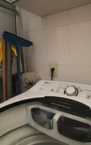 Apartamento à venda com 120m², 3 quartos e 2 vagas Apartamento à venda com 120m², 3 quartos e 2 vagasÁrea de Serviço