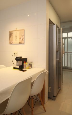 Apartamento à venda com 120m², 3 quartos e 2 vagas Apartamento à venda com 120m², 3 quartos e 2 vagasCozinha