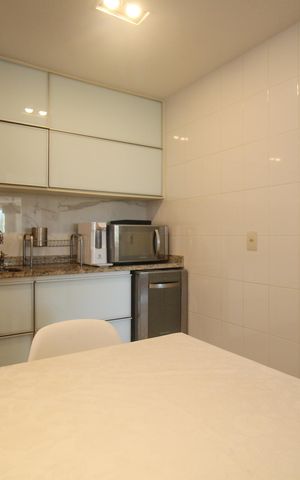 Apartamento à venda com 120m², 3 quartos e 2 vagas Apartamento à venda com 120m², 3 quartos e 2 vagasCozinha