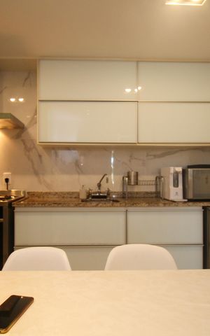 Apartamento à venda com 120m², 3 quartos e 2 vagas Apartamento à venda com 120m², 3 quartos e 2 vagasCozinha