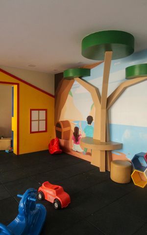 Apartamento à venda com 120m², 3 quartos e 2 vagas Apartamento à venda com 120m², 3 quartos e 2 vagasÁrea comum - Brinquedoca