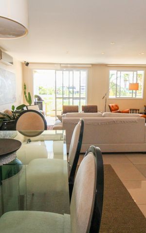 Apartamento à venda com 120m², 3 quartos e 2 vagas Apartamento à venda com 120m², 3 quartos e 2 vagasSala