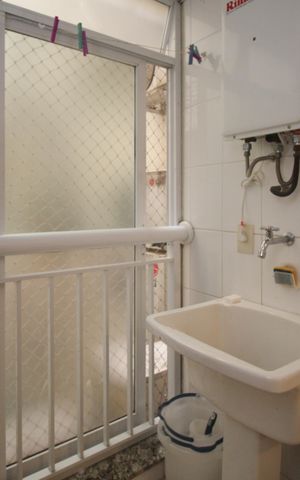 Apartamento à venda com 120m², 3 quartos e 2 vagas Apartamento à venda com 120m², 3 quartos e 2 vagasÁrea de Serviço
