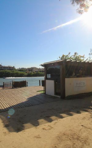 Apartamento à venda com 120m², 3 quartos e 2 vagas Apartamento à venda com 120m², 3 quartos e 2 vagasÁrea comum - Pier