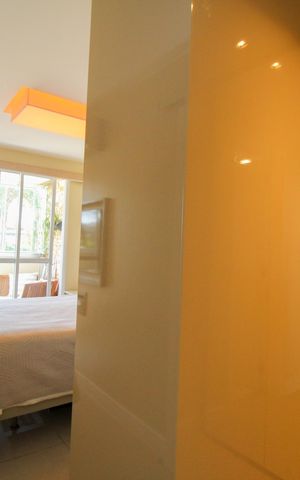 Apartamento à venda com 120m², 3 quartos e 2 vagas Apartamento à venda com 120m², 3 quartos e 2 vagasSuíte