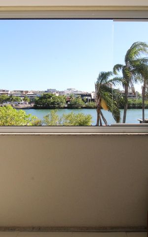 Apartamento à venda com 120m², 3 quartos e 2 vagas Apartamento à venda com 120m², 3 quartos e 2 vagasVista da Suíte
