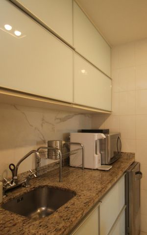 Apartamento à venda com 120m², 3 quartos e 2 vagas Apartamento à venda com 120m², 3 quartos e 2 vagasCozinha