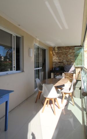 Apartamento à venda com 120m², 3 quartos e 2 vagas Apartamento à venda com 120m², 3 quartos e 2 vagasVaranda