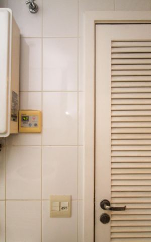 Apartamento à venda com 120m², 3 quartos e 2 vagas Apartamento à venda com 120m², 3 quartos e 2 vagasÁrea de Serviço