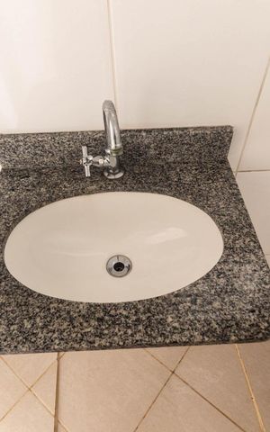 Casa à venda com 130m², 3 quartos e 2 vagas Casa à venda com 130m², 3 quartos e 2 vagasBanheiro de serviço
