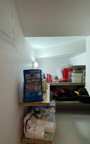 Casa à venda com 150m², 4 quartos e 1 vaga Casa à venda com 150m², 4 quartos e 1 vagaDespensa
