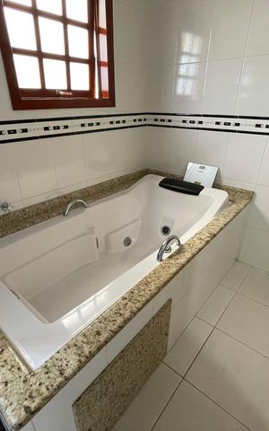 Casa à venda com 150m², 4 quartos e 1 vaga Casa à venda com 150m², 4 quartos e 1 vagaBanheiro da Suíte 3