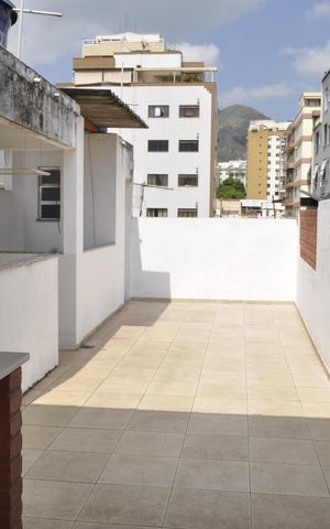 Casa de condomínio para alugar com 118m², 2 quartos e 1 vagaÁrea comum