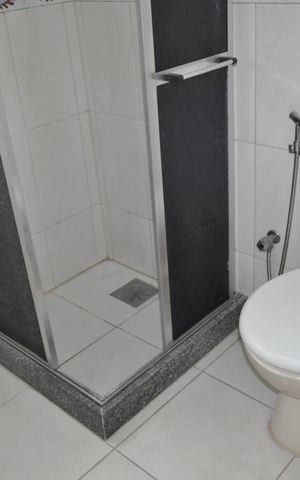 Casa de condomínio para alugar com 118m², 2 quartos e 1 vagaBanheiro/Suíte