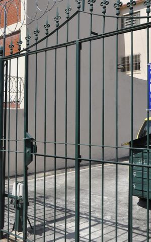 Casa de condomínio para alugar com 118m², 2 quartos e 1 vagaFachada/Plaquinha