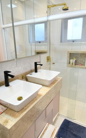 Casa de condomínio para alugar com 398m², 4 quartos e 6 vagasBanheiro 2