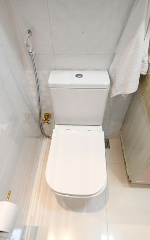 Casa de condomínio para alugar com 398m², 4 quartos e 6 vagasBanheiro 2