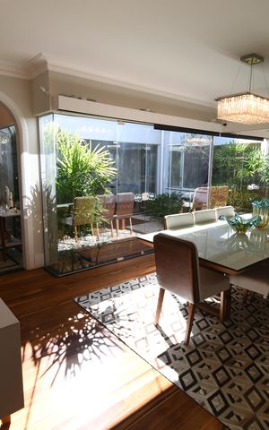 Casa de condomínio para alugar com 398m², 4 quartos e 6 vagasSala de Jantar