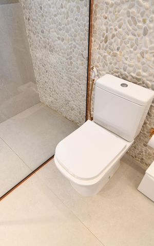 Casa de condomínio para alugar com 398m², 4 quartos e 6 vagasBanheiro da Varanda Gourmet