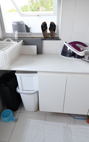 Casa de condomínio para alugar com 398m², 4 quartos e 6 vagasÁrea de Serviço