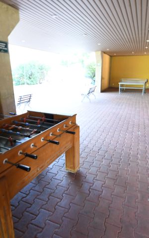 Casa de condomínio para alugar com 398m², 4 quartos e 6 vagasEspaço para Jogos