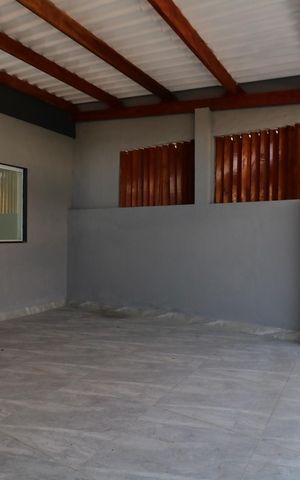 Casa à venda com 134m², 2 quartos e 2 vagasGaragem