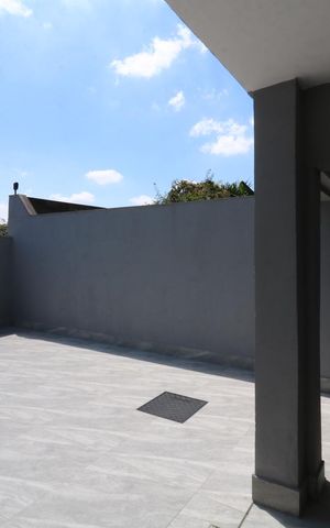 Casa à venda com 134m², 2 quartos e 2 vagasQuintal