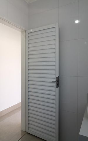Casa à venda com 134m², 2 quartos e 2 vagasBanheiro Social