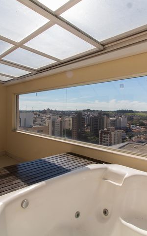 Apartamento à venda com 170m², 3 quartos e 3 vagas Apartamento à venda com 170m², 3 quartos e 3 vagasCobertura