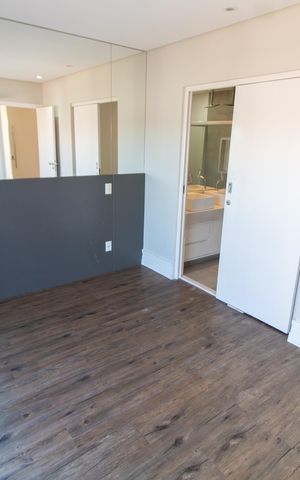 Apartamento à venda com 170m², 3 quartos e 3 vagas Apartamento à venda com 170m², 3 quartos e 3 vagasSuíte 2