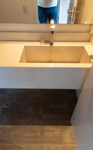 Apartamento à venda com 170m², 3 quartos e 3 vagas Apartamento à venda com 170m², 3 quartos e 3 vagasLavabo