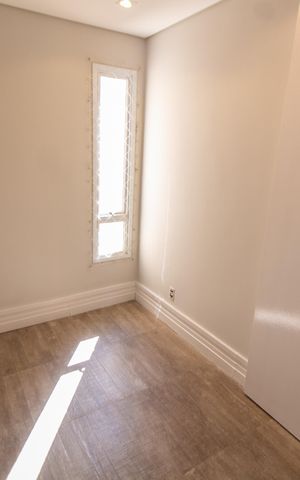 Apartamento à venda com 170m², 3 quartos e 3 vagas Apartamento à venda com 170m², 3 quartos e 3 vagasSala de TV