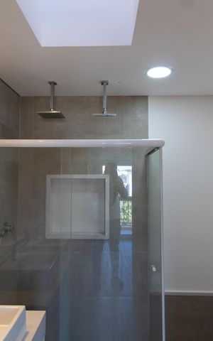 Apartamento à venda com 170m², 3 quartos e 3 vagas Apartamento à venda com 170m², 3 quartos e 3 vagasSuíte 2 Banheiro