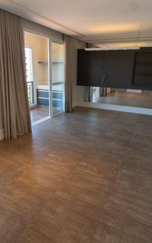 Apartamento à venda com 170m², 3 quartos e 3 vagas Apartamento à venda com 170m², 3 quartos e 3 vagasSala