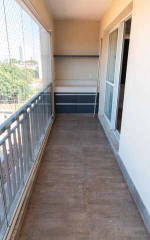 Apartamento à venda com 170m², 3 quartos e 3 vagas Apartamento à venda com 170m², 3 quartos e 3 vagasSacada