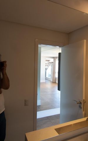 Apartamento à venda com 170m², 3 quartos e 3 vagas Apartamento à venda com 170m², 3 quartos e 3 vagasLavabo