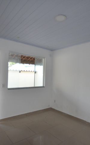 Casa para alugar com 90m², 3 quartos e 2 vagasSala