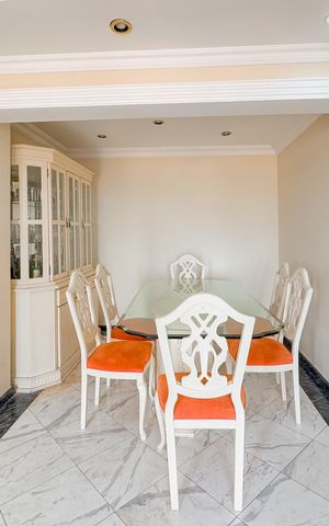 Apartamento à venda com 209m², 3 quartos e 3 vagas Apartamento à venda com 209m², 3 quartos e 3 vagasSala de Jantar